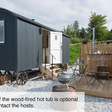Вілла West Coast Hideaways Nedd Екстер'єр фото